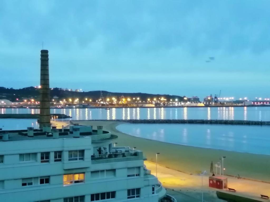 شقة El Sexto De La Playa + Parking Gratis خيخون المظهر الخارجي الصورة